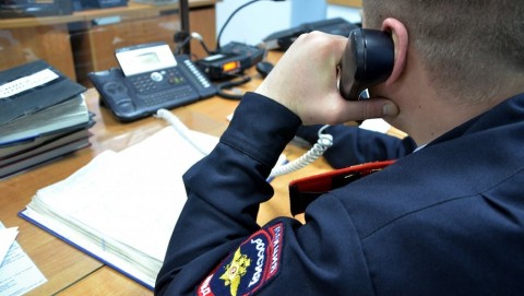 Задонскими оперативниками задержан курьер телефонных аферистов